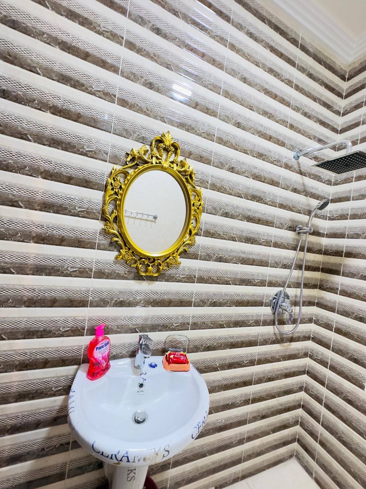 Eng-Murjan Apartment Акаба Екстериор снимка