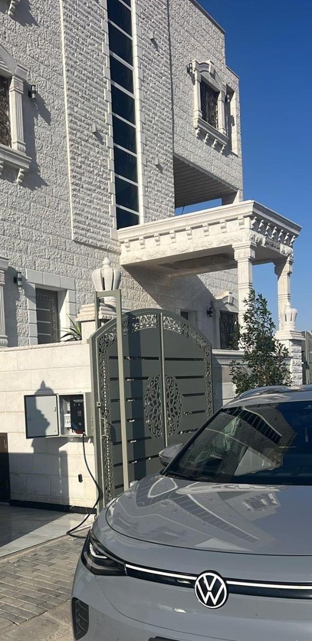Eng-Murjan Apartment Акаба Екстериор снимка